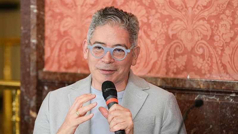 Boris Izaguirre ha presentado la zarzuela contemporánea 'Trato de favor'