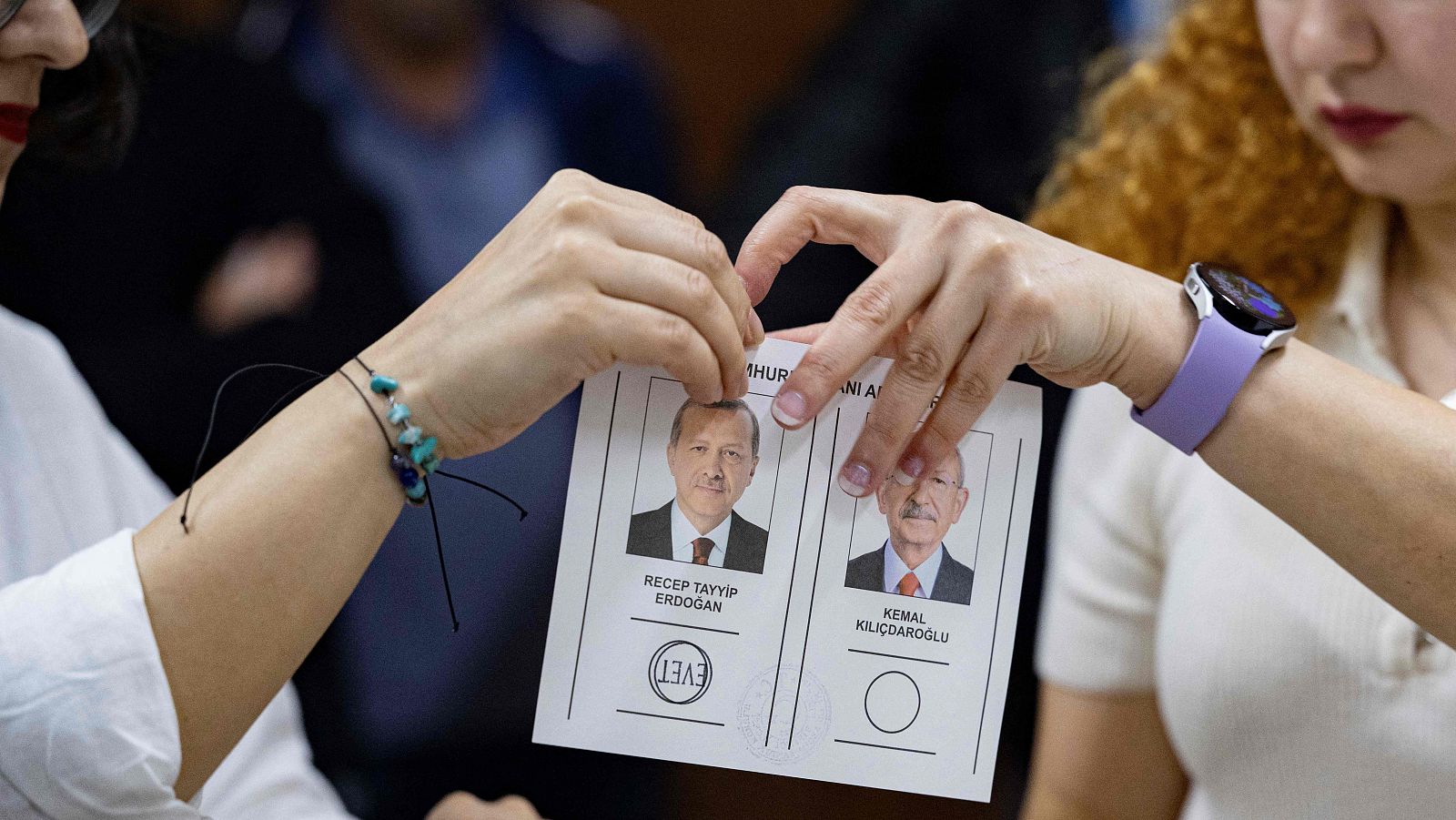 Turquía recuenta los votos de la segunda vuelta electoral