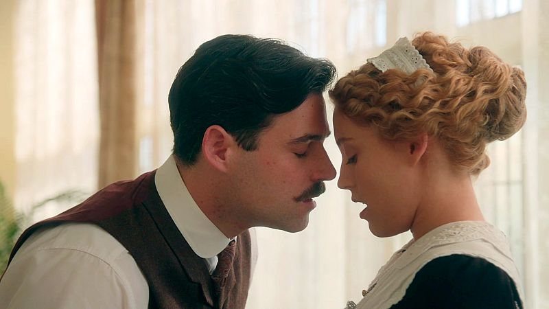 Manuel intenta besar a Jana, pero ella se aparta