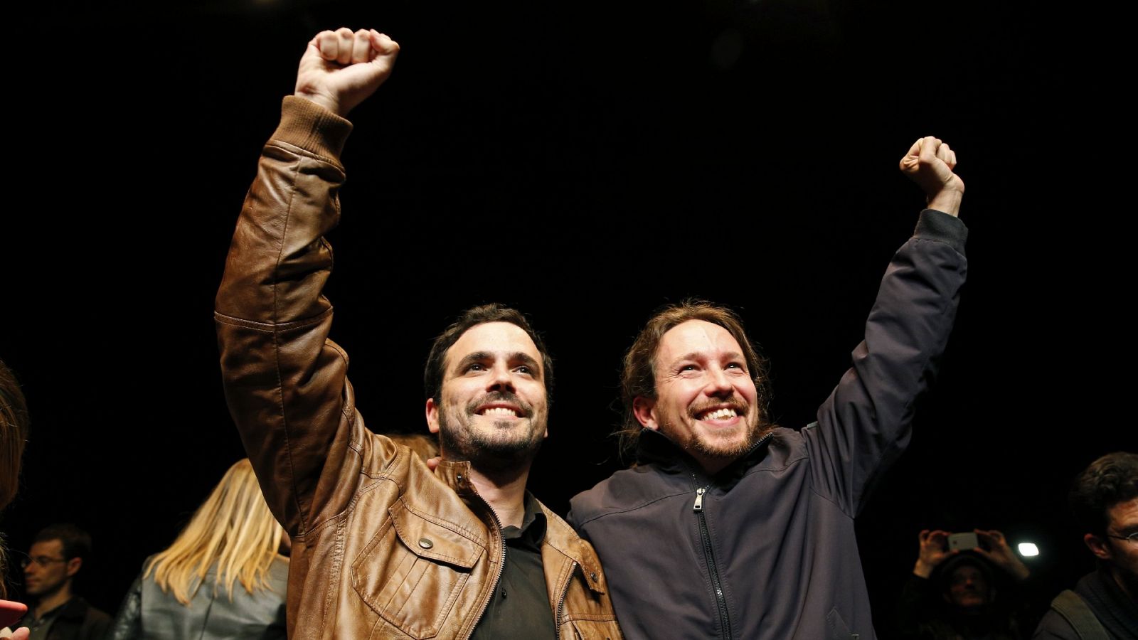 Alberto Garzón y Pablo Iglesias, tras firmar el histórico acuerdo por el que IU y Podemos se presentaban juntos a las elecciones en 2019
