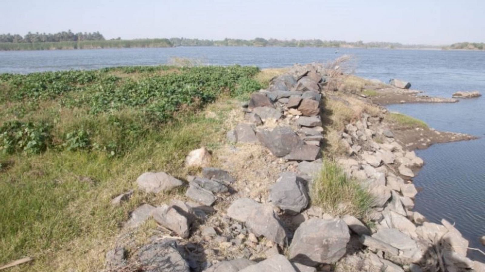 Un fragmento de la red hidráulica descubierta en el Nilo