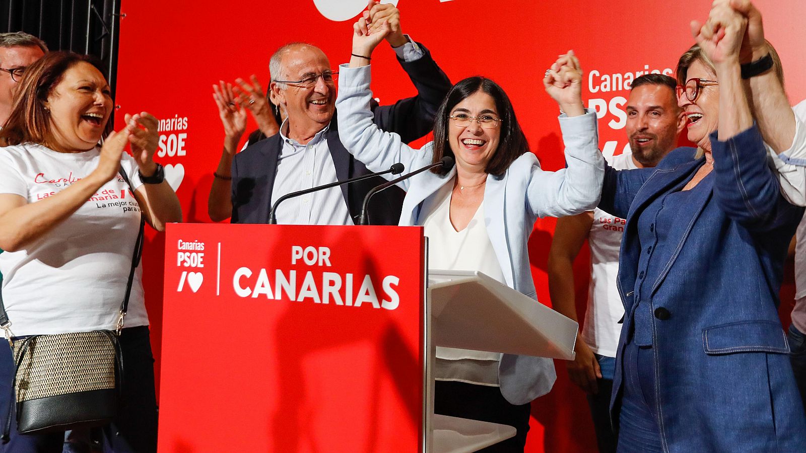 El PSOE, Nueva Canaria y Podemos gobernarán juntos Las Palmas cuatro años más con Darias como alcaldesa