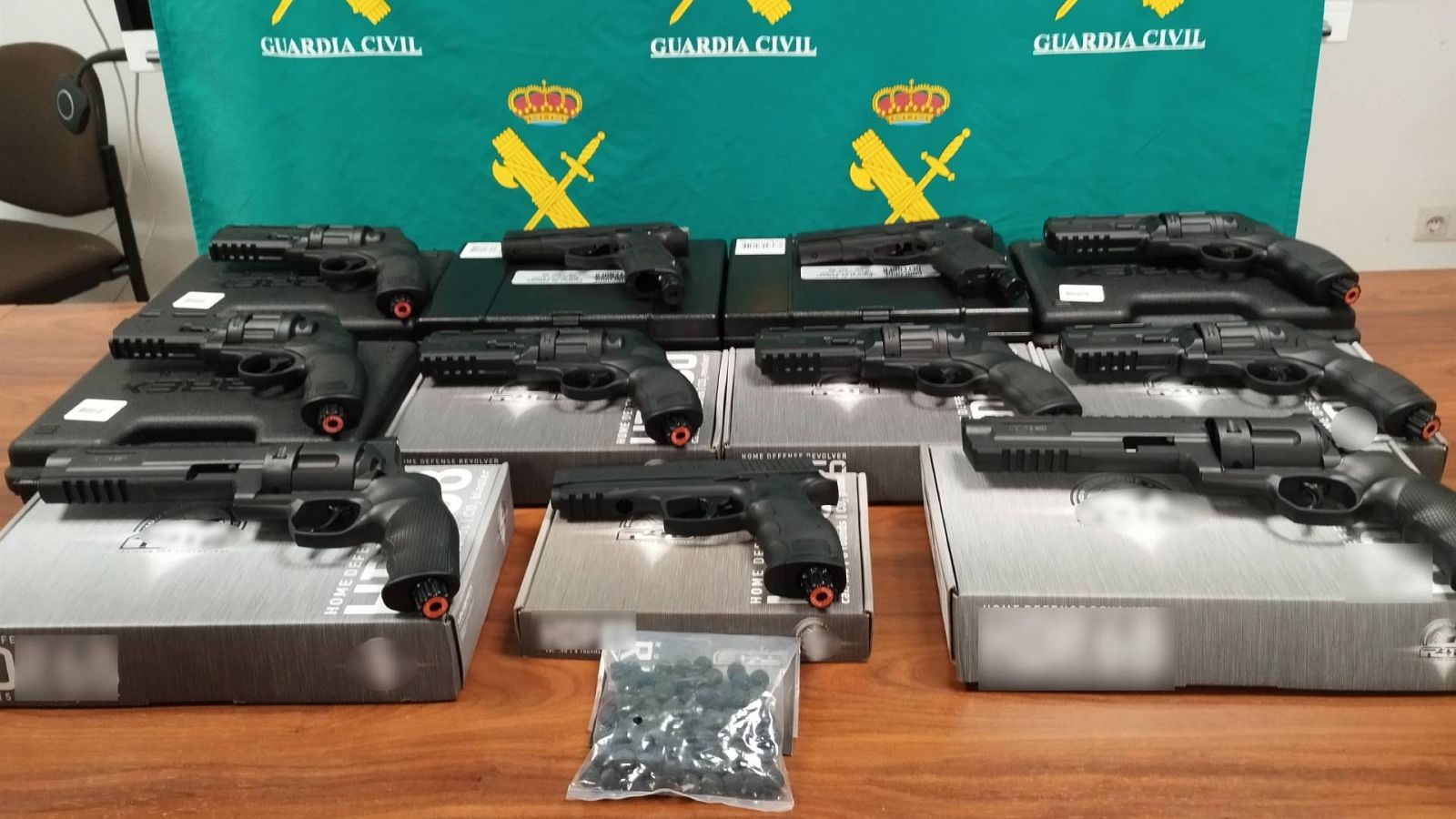 Armas incautadas por la Guardia Civil, en una imagen de archivo