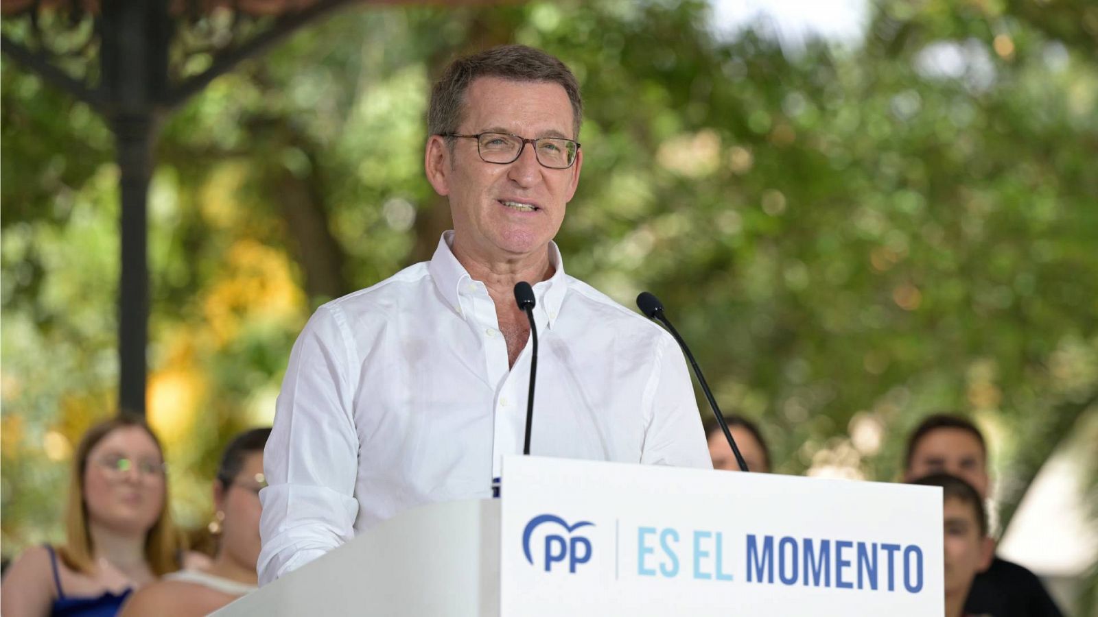Elecciones 23J: Feijóo critica que Sánchez se "encerrarse" antes del debate "para nada"