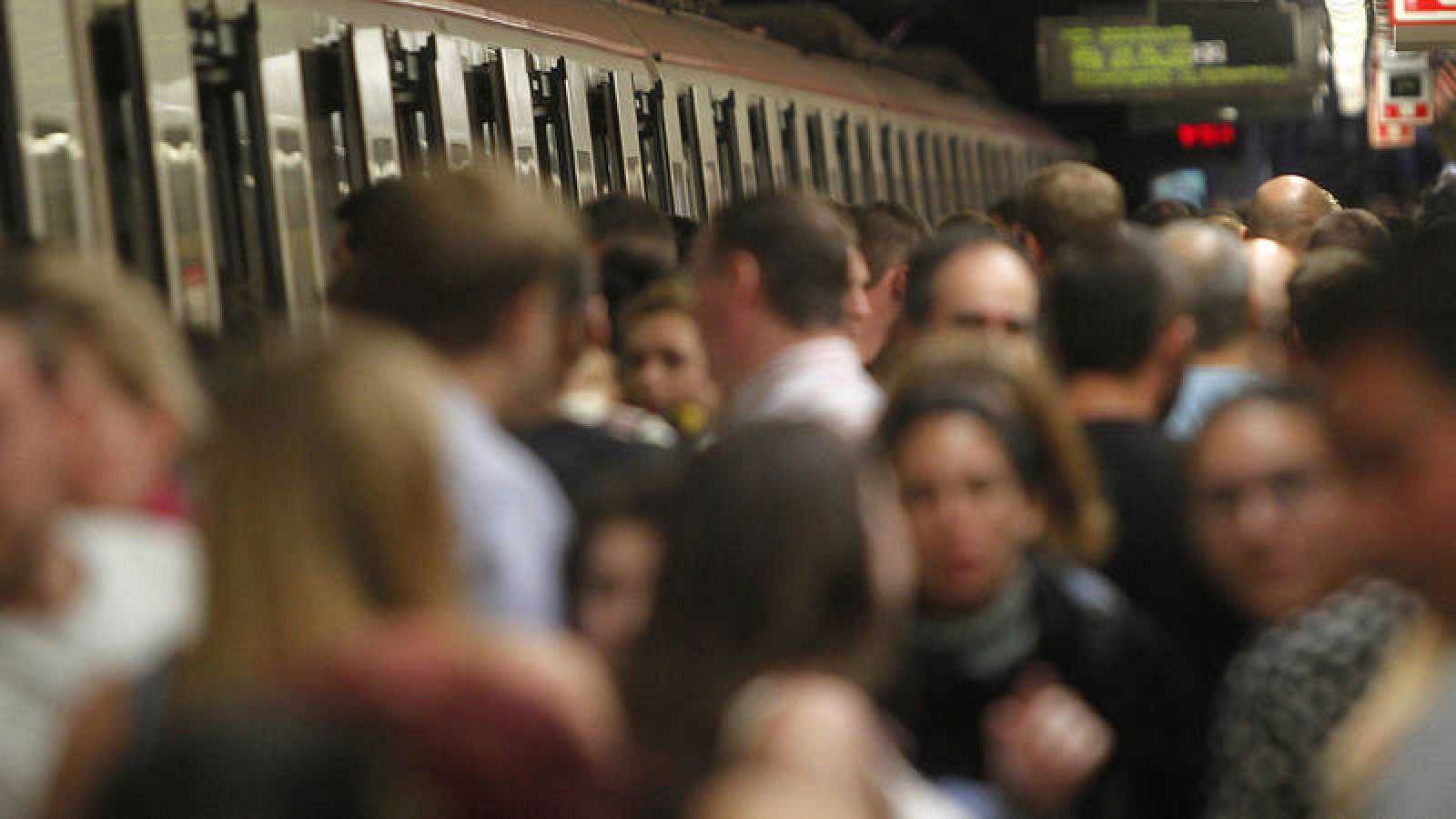 37 milions de persones van viatjar en metro a Barcelona el juny