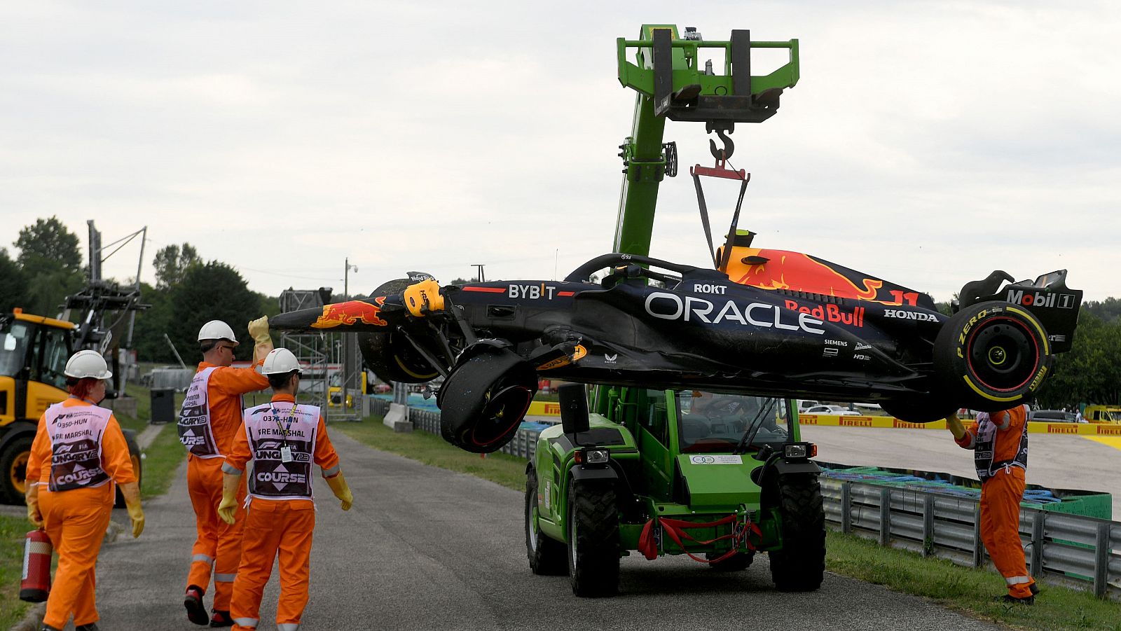 GP de Hungría: accidente de Checo Pérez