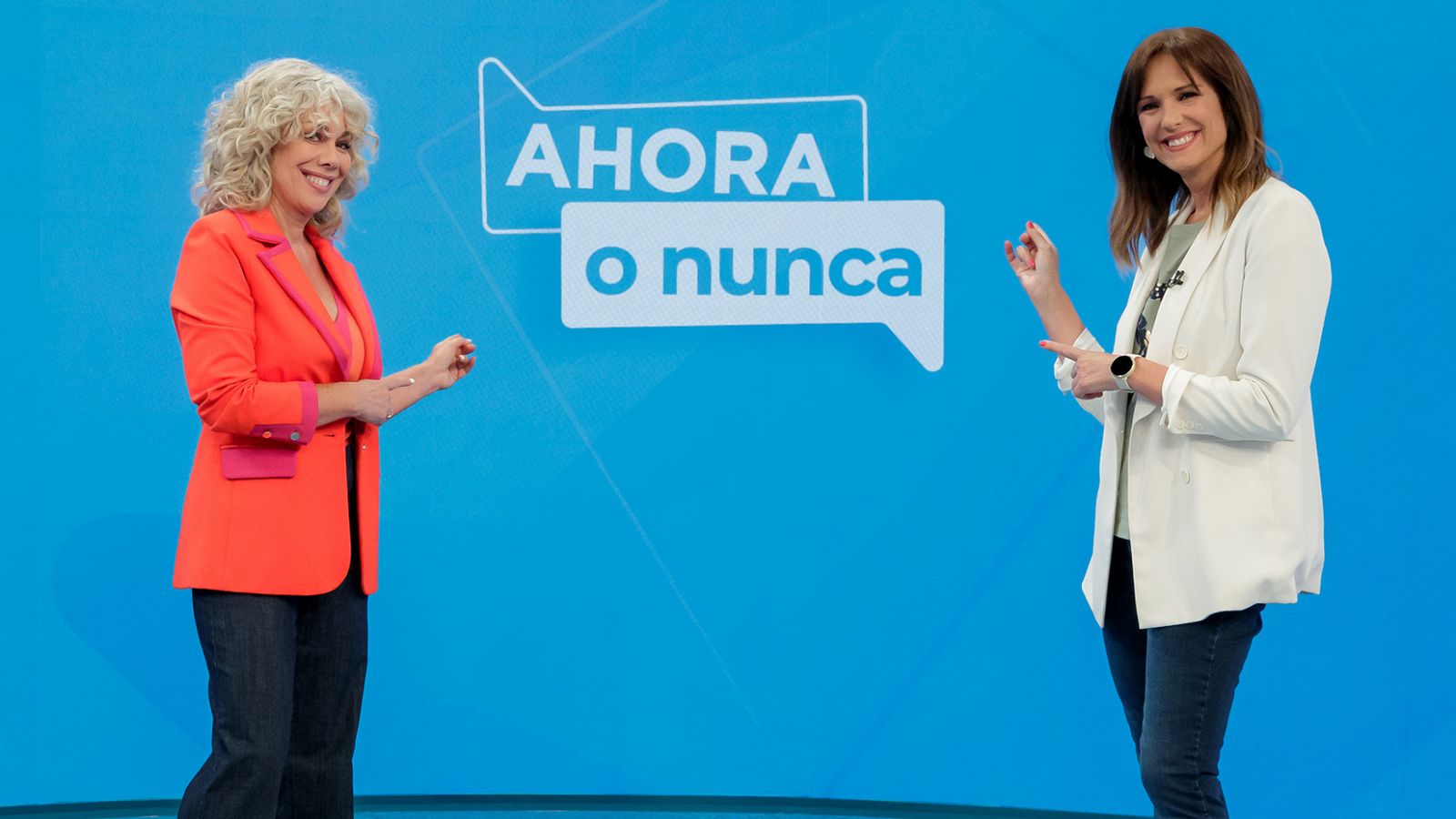 Raquel Martos y Mónica López