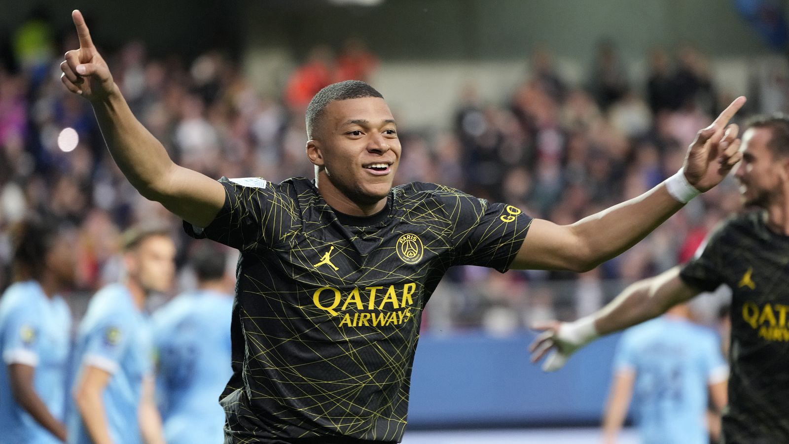  Mbappé rechaza la oferta del Al-Hilal y su futuro es una incógnita