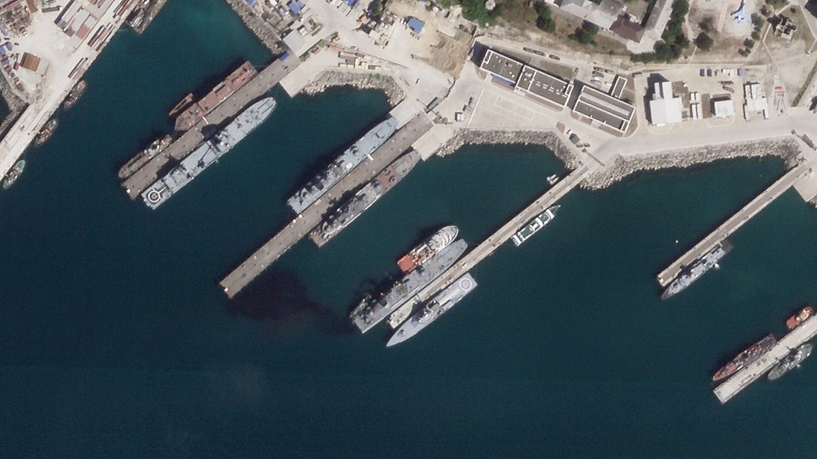 Ucrania ataca la flota rusa con varios drones sobre Crimea y puertos rusos
