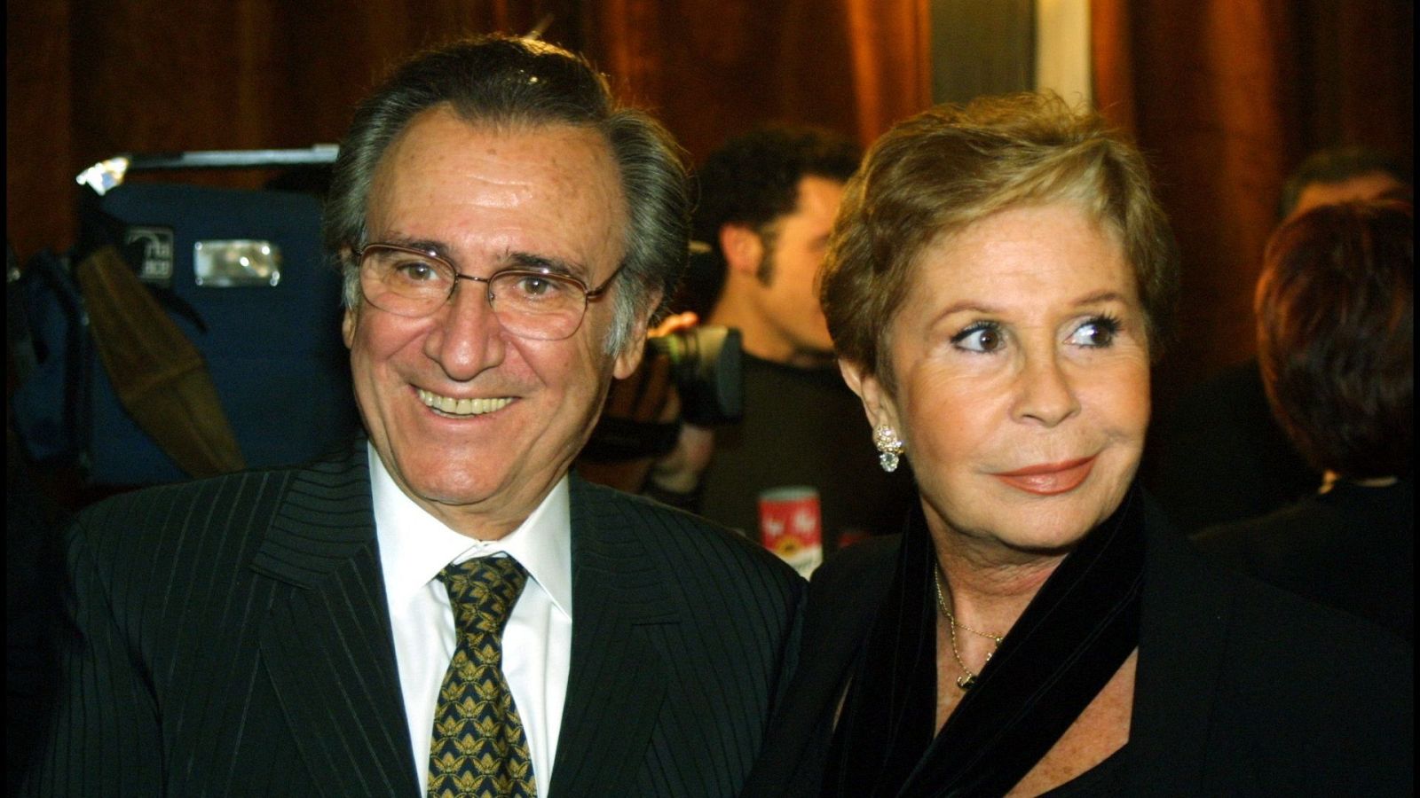  Lazos de Sangre: Manolo Escobar y Lina Morgan