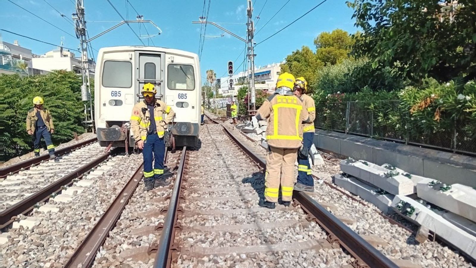 El Talgo València-Barcelona ha envaït les dues vies de l'estació de Sitges