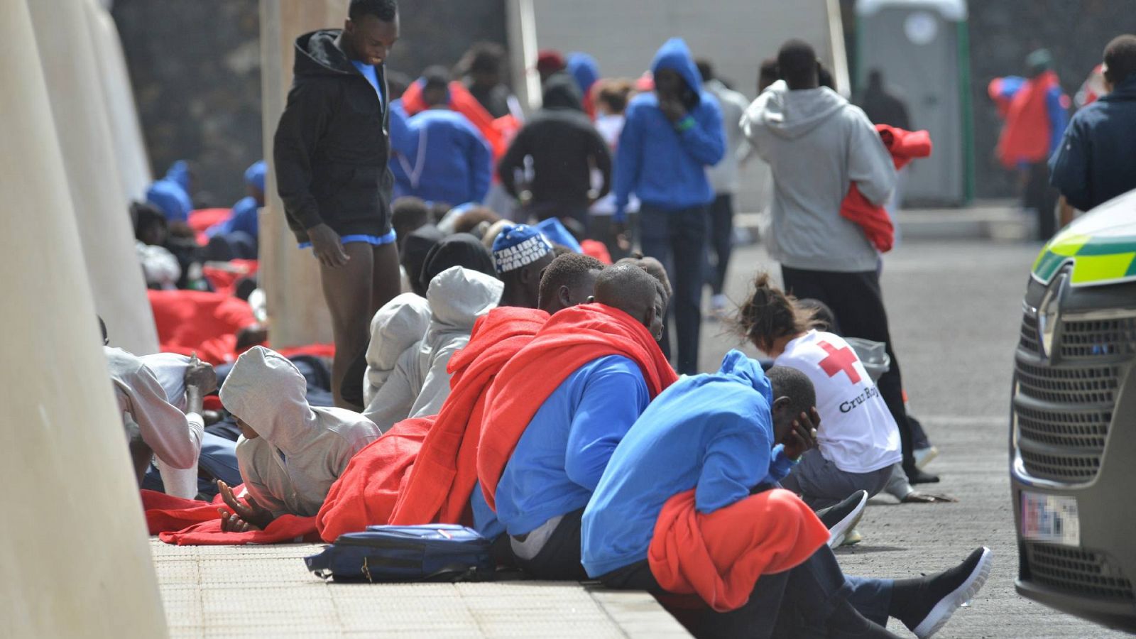 Un grupo de 300 migrantes rescatados de diez pateras en las costas españolas