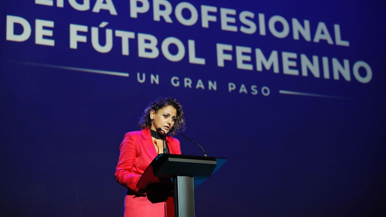 La Liga Femenina presenta una denuncia ante el CSD por el beso de Luis Rubiales
