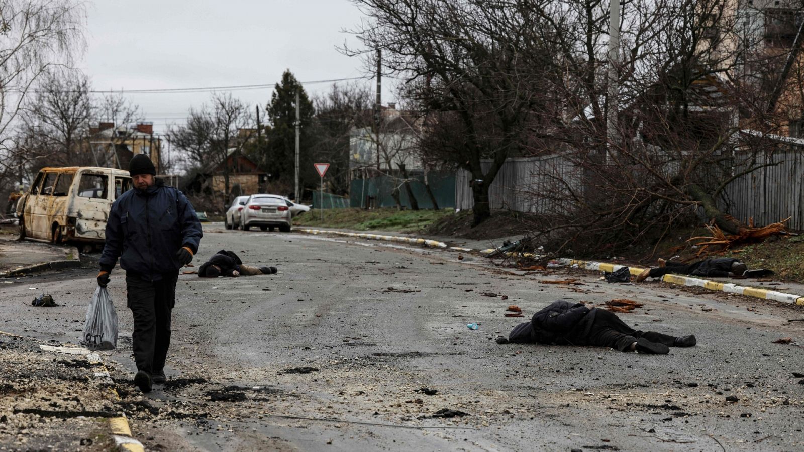 Más de 9.500 civiles han muerto por ataques y minas en Ucrania, según la ONU