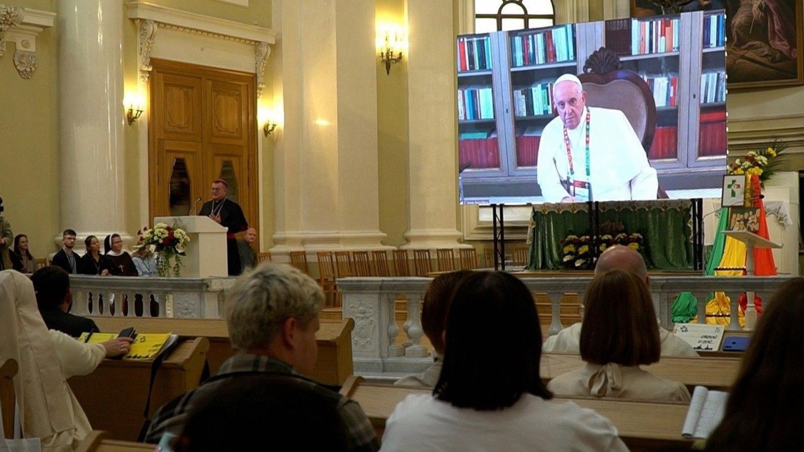 El papa Francisco en la videoconferencia en el X Encuentro nacional de jóvenes católicos en San Petersburgo