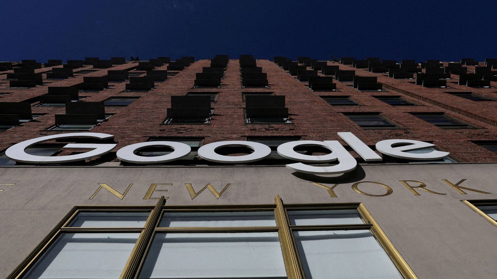 Logotipo de Google en las oficinas de la companía en la sección Chelsea de Nueva York el 20 de enero de 2023