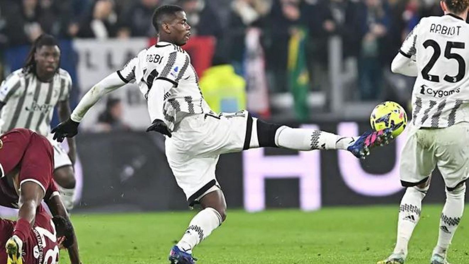 Paul Pogba da positivo en testosterona en un test antidoping