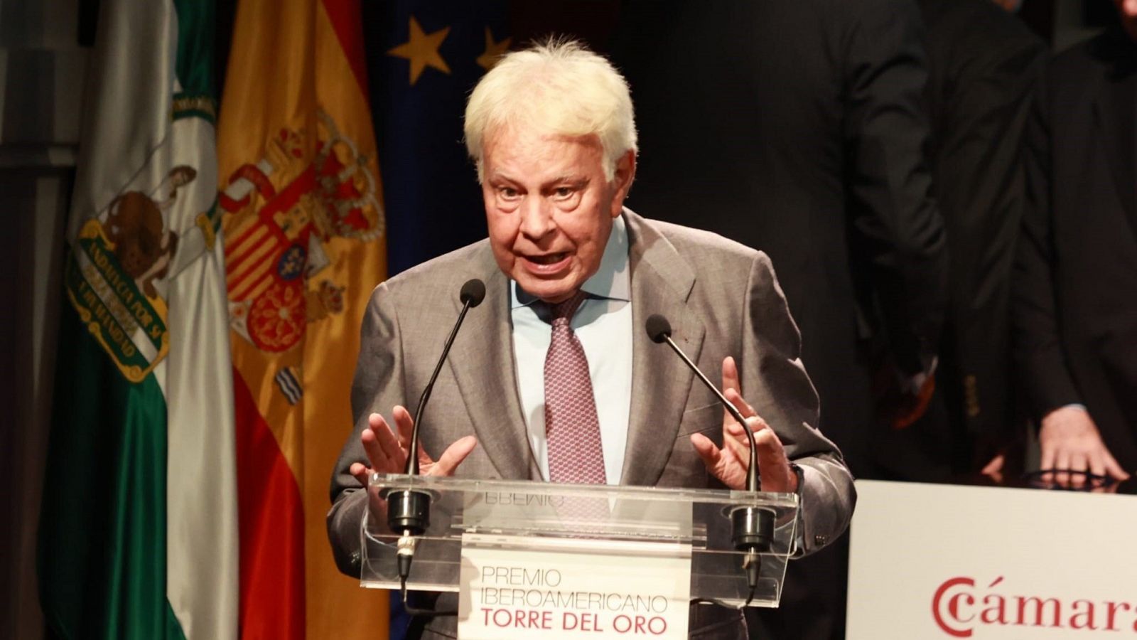 Felipe González