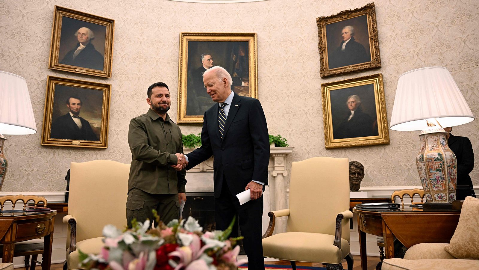 Biden promete a Zelenski en Washington más ayuda militar pero no incluirá los misiles de largo alcance que pedía Kiev
