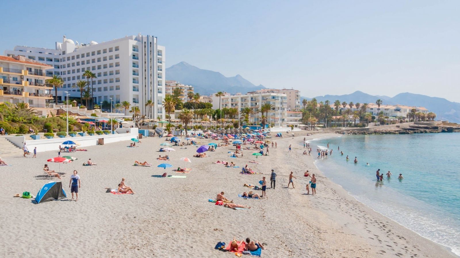 Playa de Nerja, en Málaga.