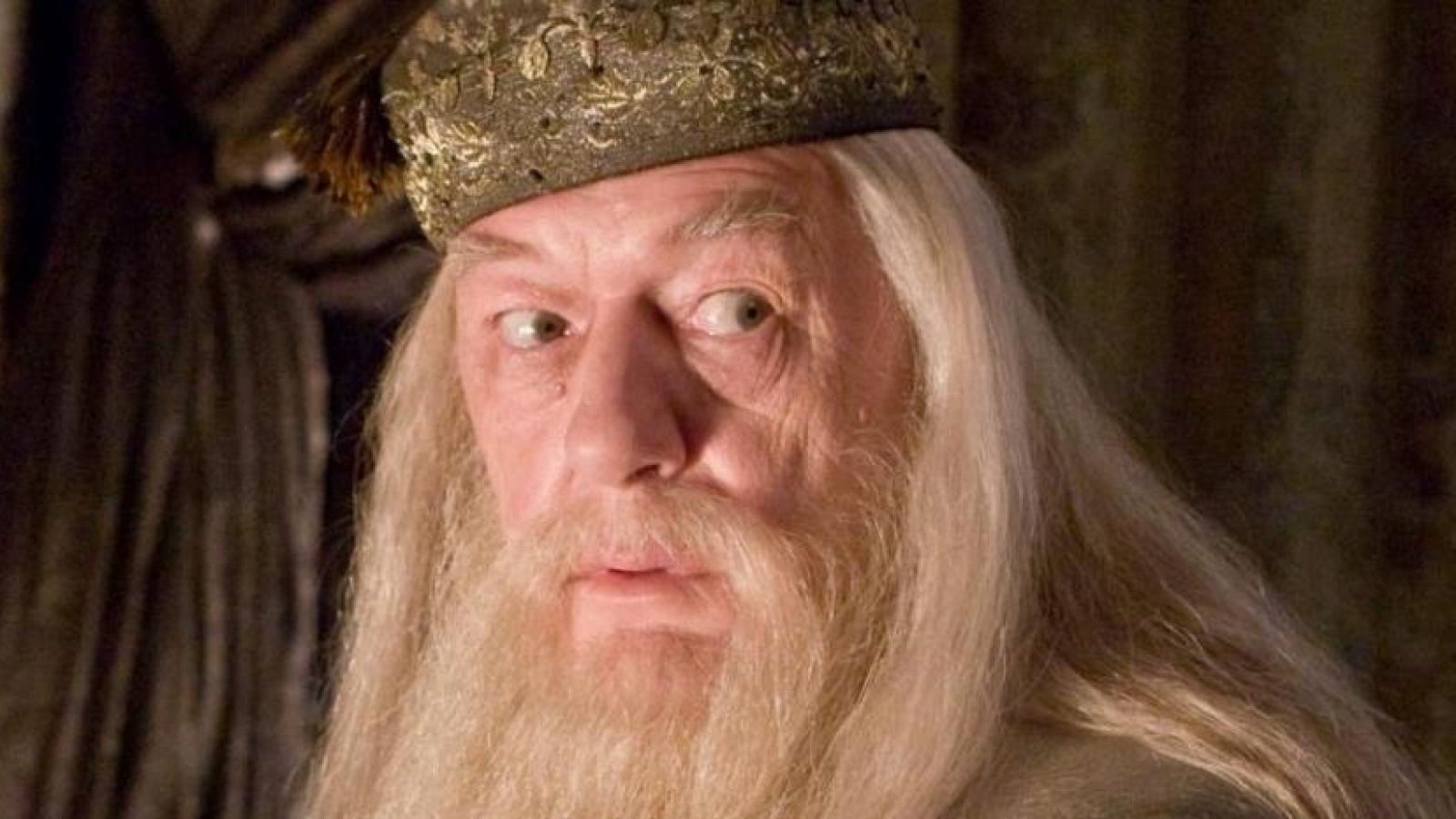 Fotograma de una de las películas de Harry Potter con Michael Gambon