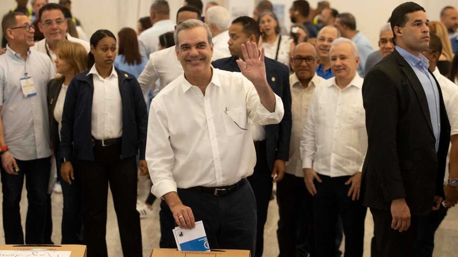 El presidente dominicano Abinader gana las primarias con casi el 91%