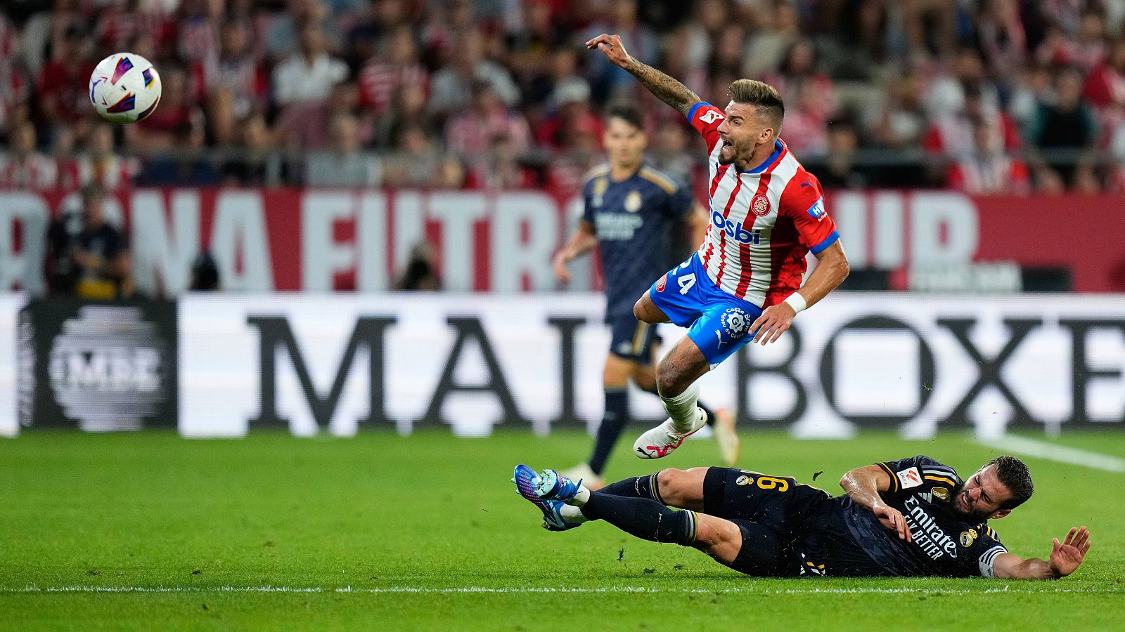 Portu sufre un edema óseo y una rotura muscular tras la entrada de Nacho