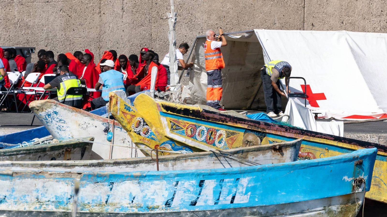 Llegada de migrantes subsaharianos al muelle de Arguineguín el 12 de octubre