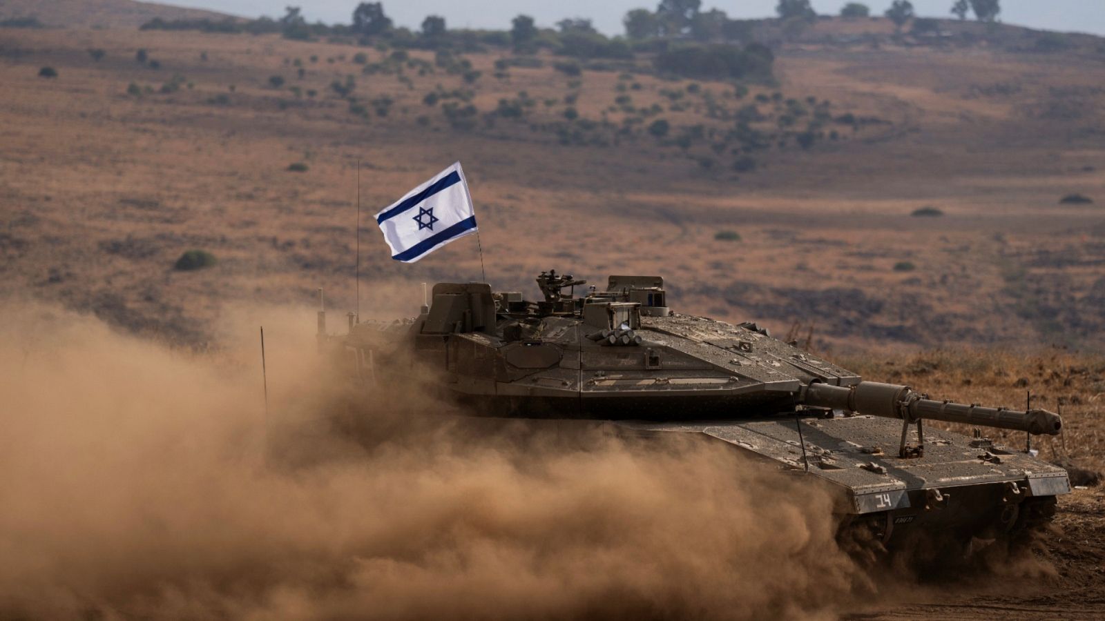 Las fuerzas israelíes mantienen su despliegue en Gaza