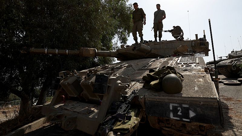 Tropas israelíes desplegadas a lo largo de la frontera con el Líbano