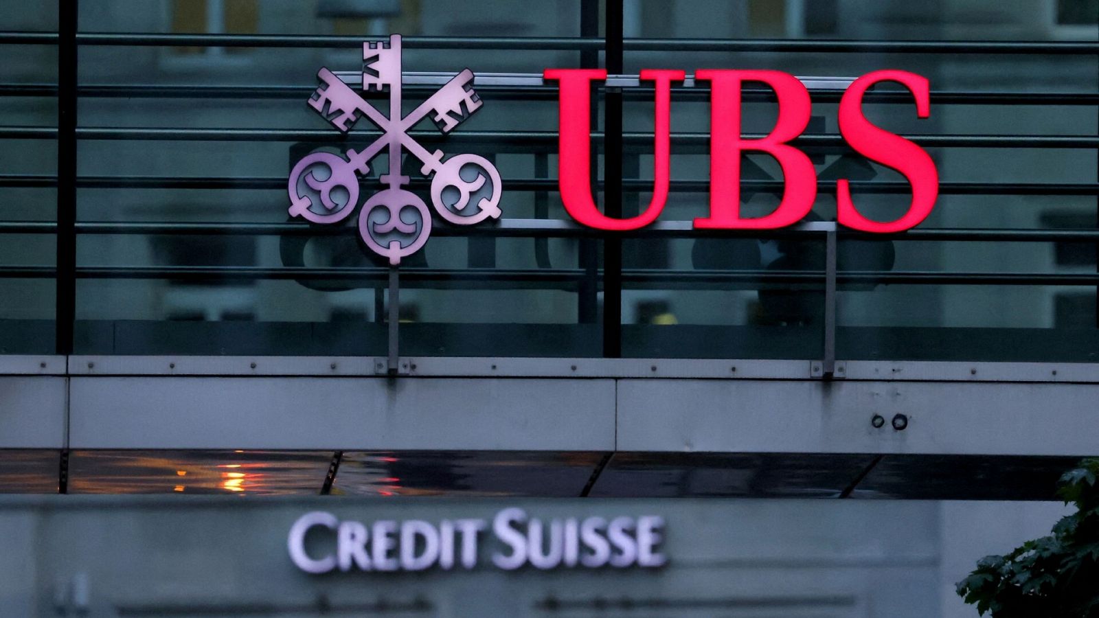 UBS despide a 147 personas de Credit Suisse en España