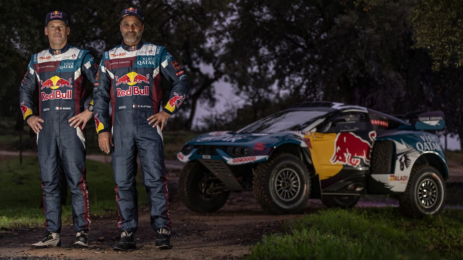 El catarí Nasser Al-Attiyah y su copiloto Mathieu Baumel.