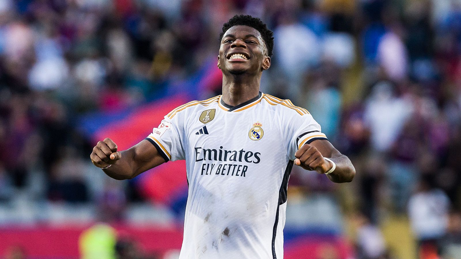 Tchouameni celebra la victoria del Madrid ante el Barcelona