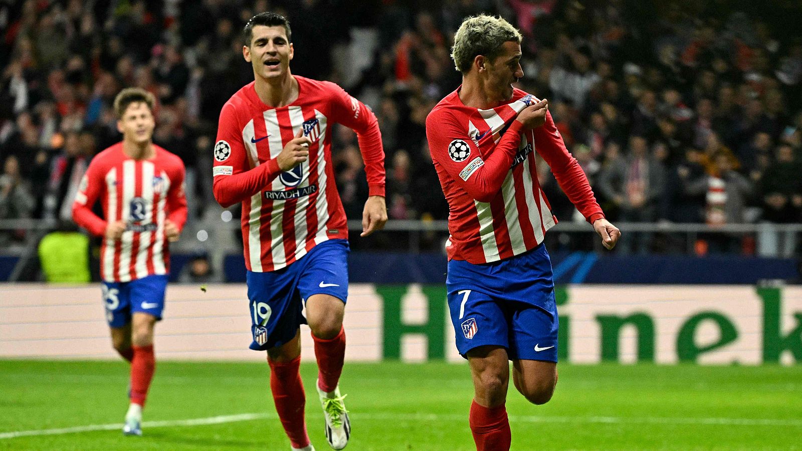 Griezmann y Morata vuelven a brillar con el Atlético en una goleada mágica ante el Celtic Griezmann y Morata vuelven a brillar con el Atlético en una goleada mágica ante el Celtic