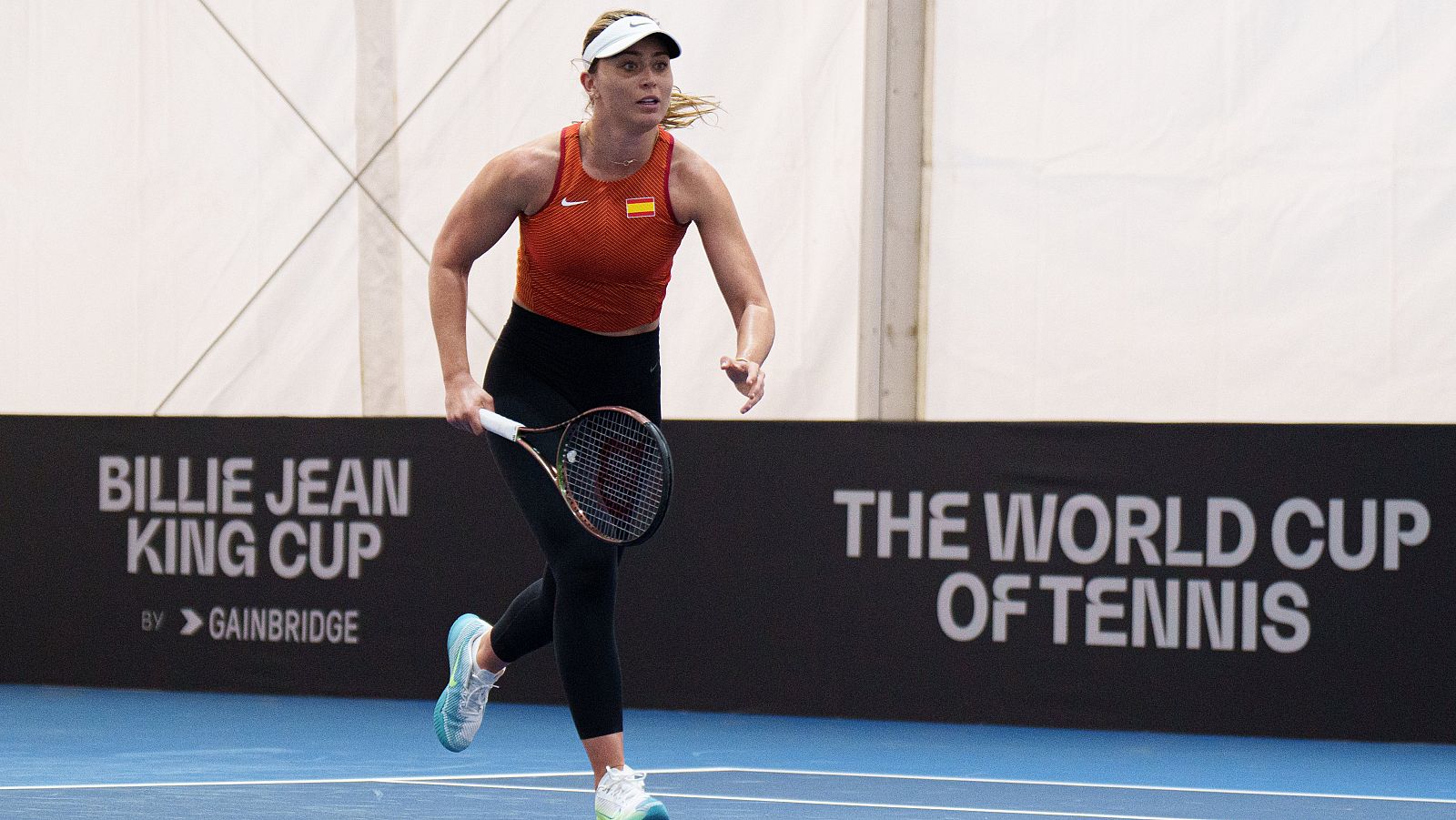 Paula Badosa durante un entrenamiento de España, previo a la Billie Jean King Cup