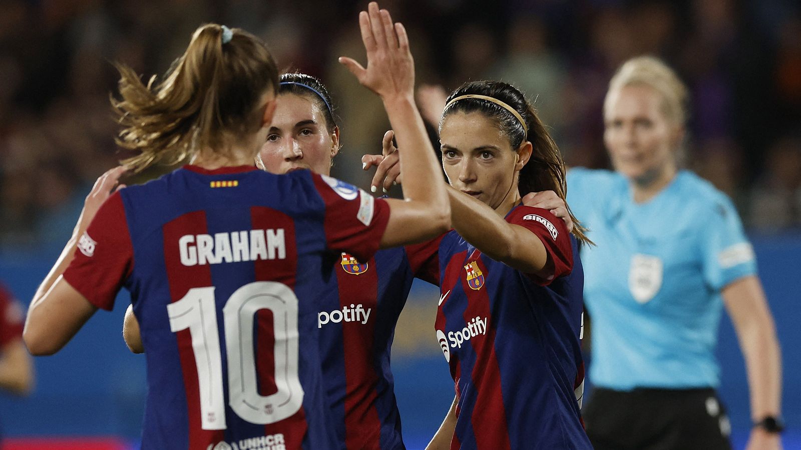 El FC Barcelona comienza con goleada la defensa del título en la Champions League femenina