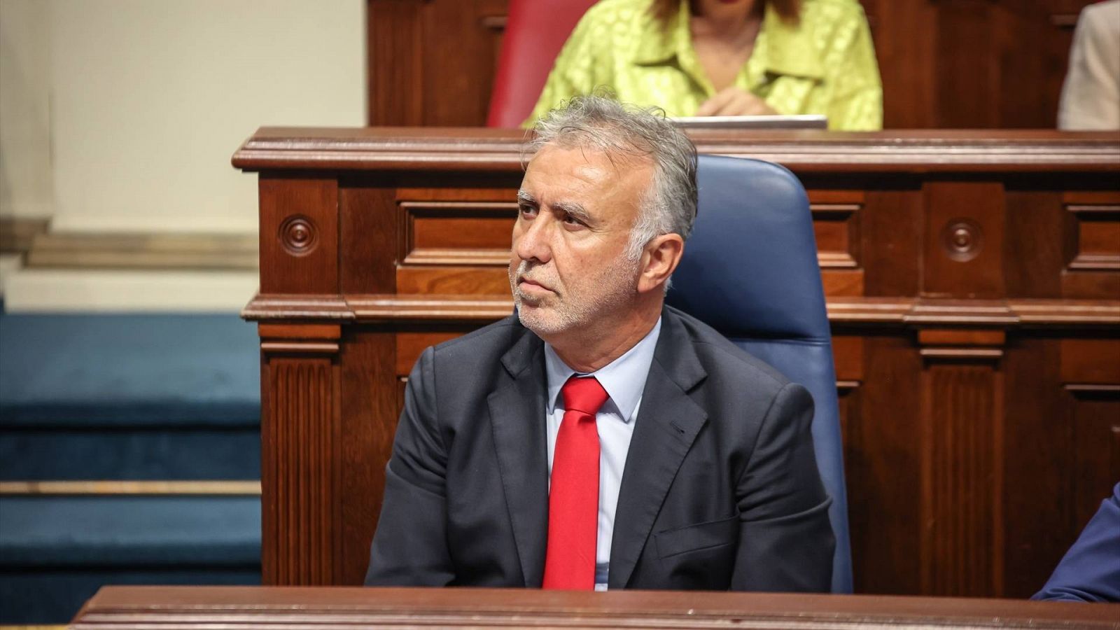 Ángel Víctor Torres, nuevo ministro de Política Territorial y Memoria Democrática, durante el pleno de investidura en el debate de investidura del nuevo presidente del Gobierno de Canarias en julio