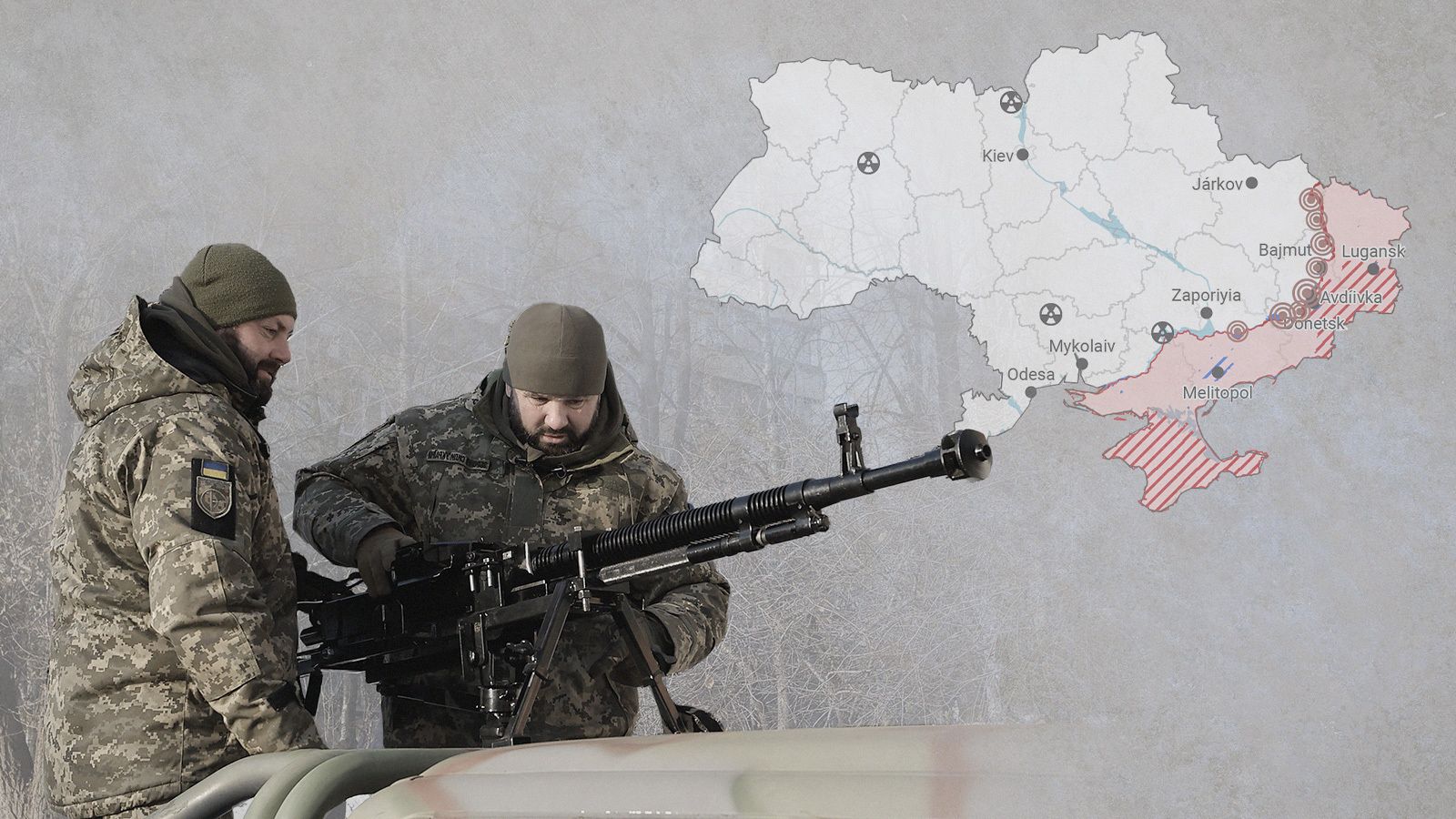 Soldados ucranianos revisan una ametralladora en Kiev