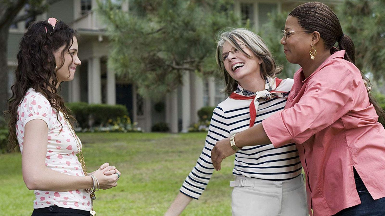 Katie Holmes, Diane Keaton y Queen Latifah en un fotograma de 'Tres mujeres y un plan'