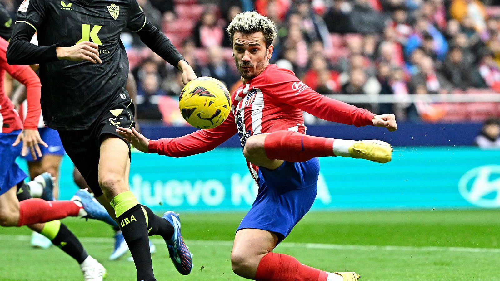 Morata y Correa le dan una victoria sufrida al Atlético en el Metropolitano