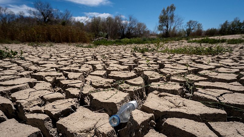 El río Muga a su paso por Peralada, Girona, en agosto de 2023.
