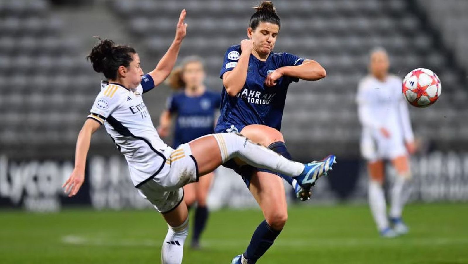 Lance del Pariís FC - Real Madrid de la Champions femenina