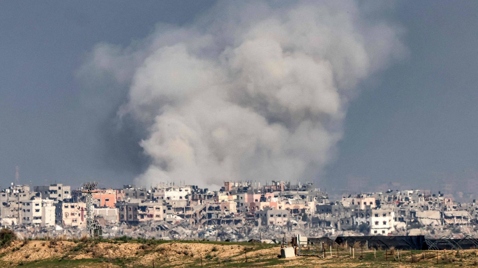 Israel mata a más de 100 personas en Gaza en las últimas 24 horas