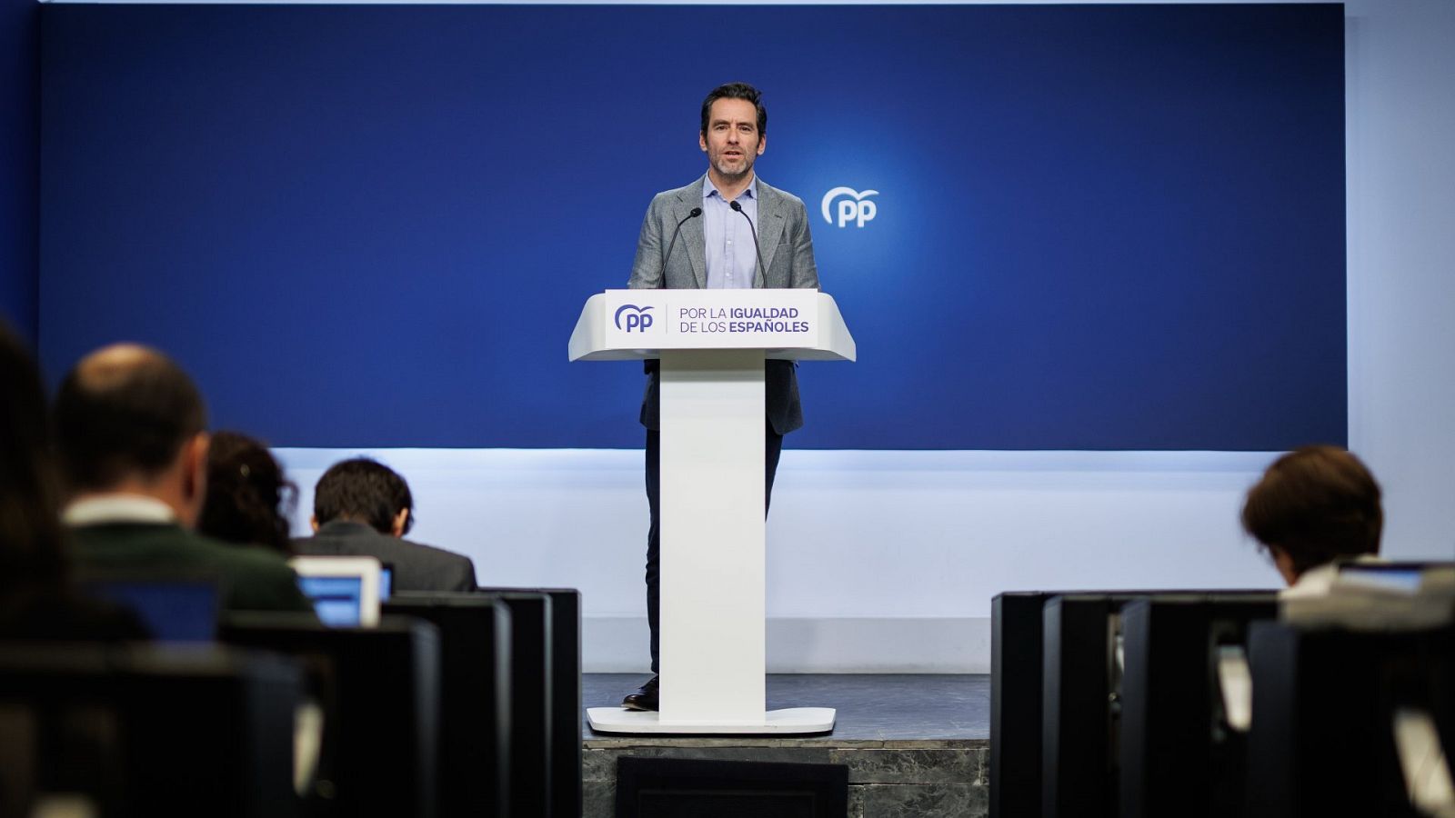 El portavoz del PP, Borja Sémper, durante la rueda de prensa tras la reunión del Comité de Dirección