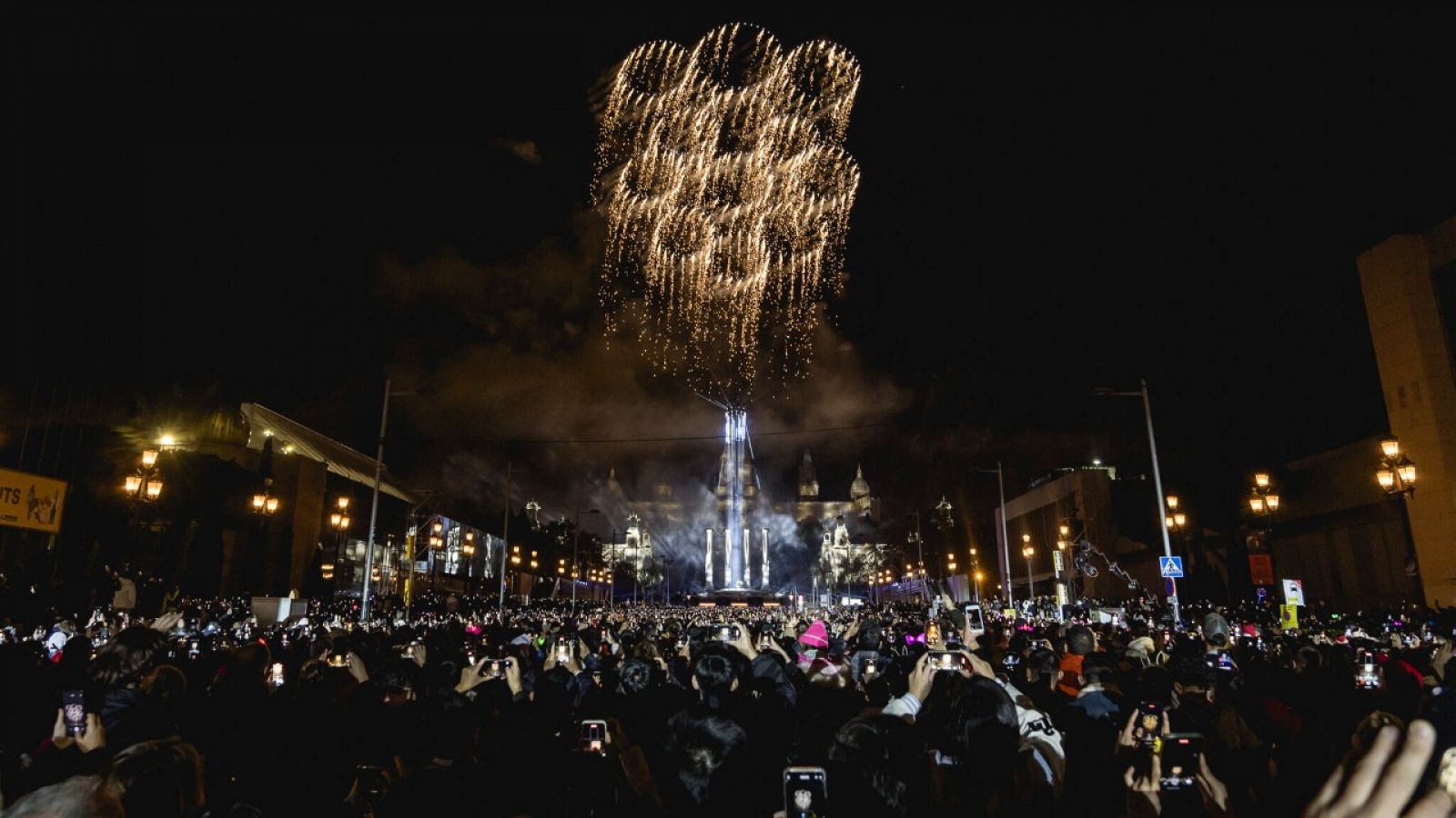 Celebració de l'any nou a Maria Cristina