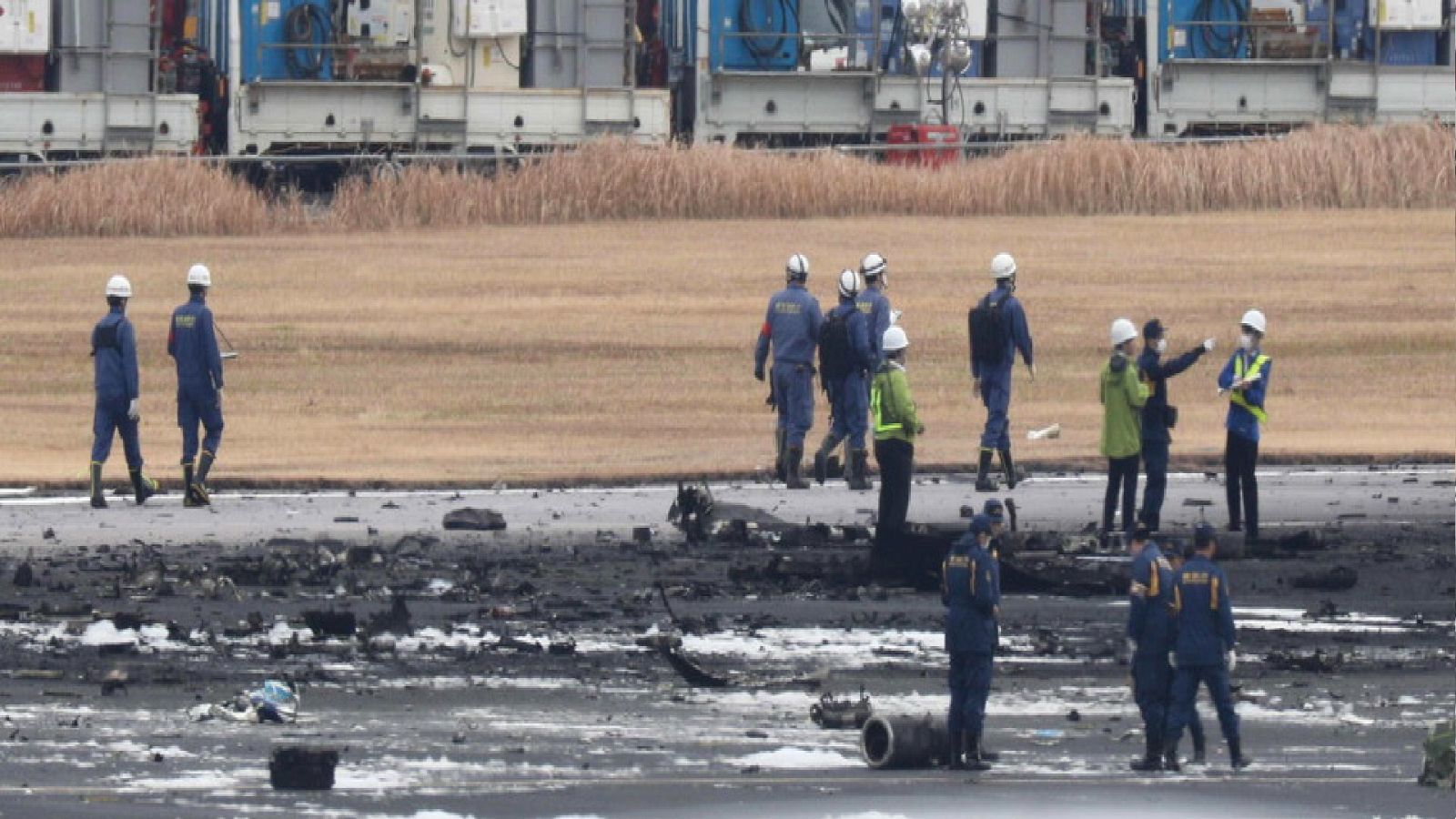 Autoridades japonesas inician la investigación sobre el accidente aéreo ocurrido en el aeropuerto de Haneda, Tokio