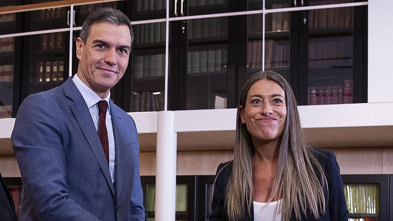 Pedro Sánchez i Miriam Nogueras es reuneixen per abordar la investidura