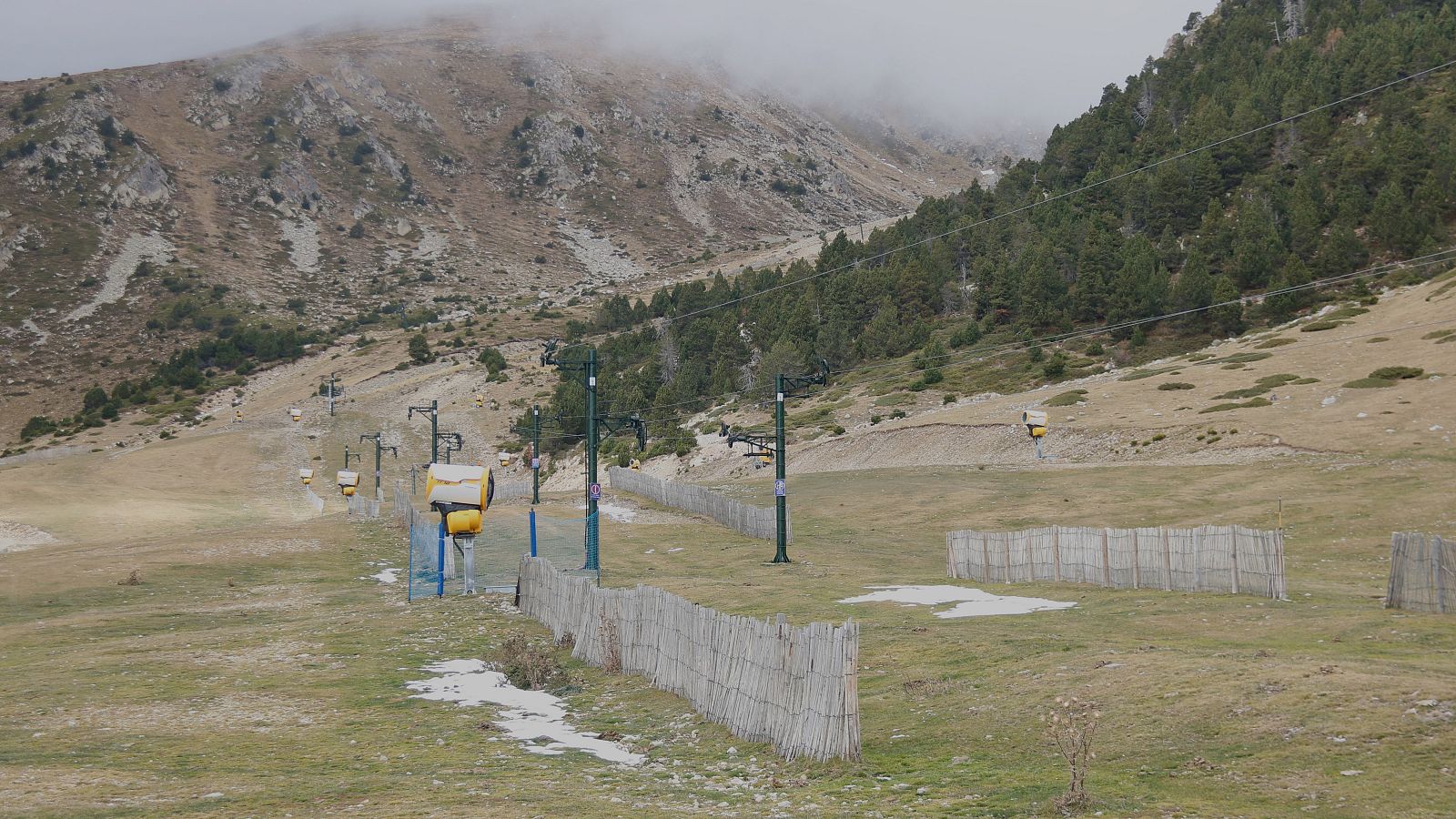 Estacions d'esquí sense neu per les festes de Nadal | ACN