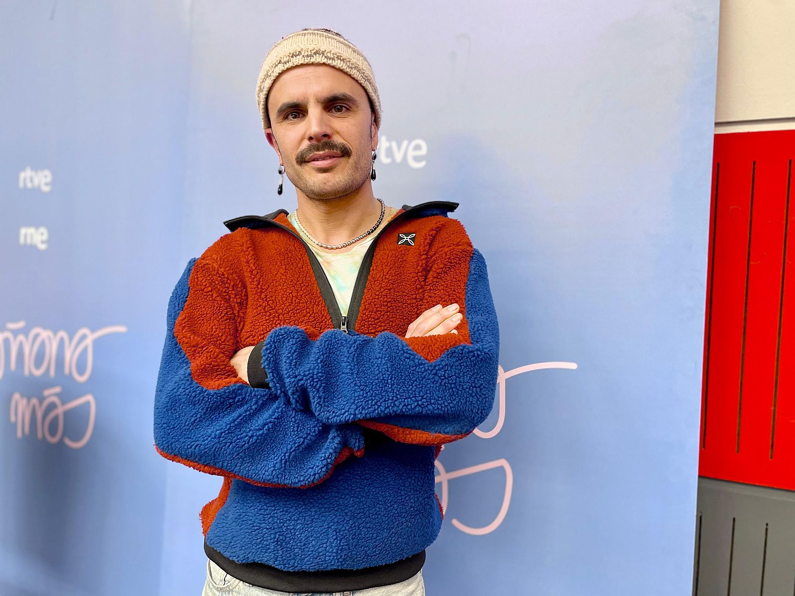 Rodrigo Cuevas reivindica su música 'actual' 