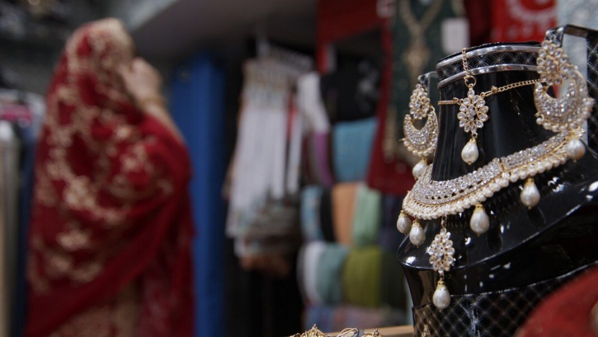 Adornos pakistaníes para bodas